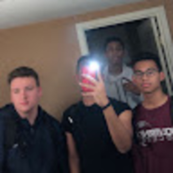 Meet your Posher, Farrell - Picture 1 of 1